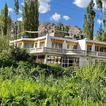 Hinjuma Guest House Лех Экстерьер фото