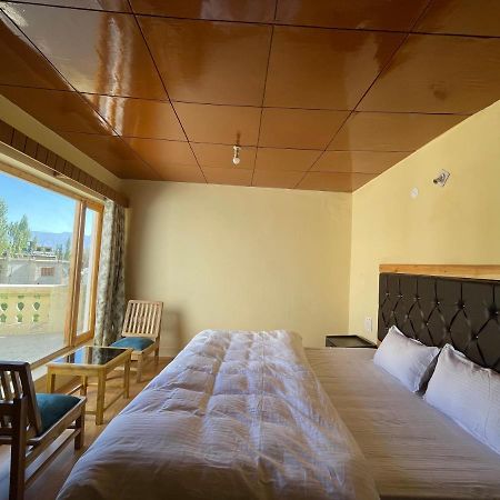 Hinjuma Guest House Лех Экстерьер фото