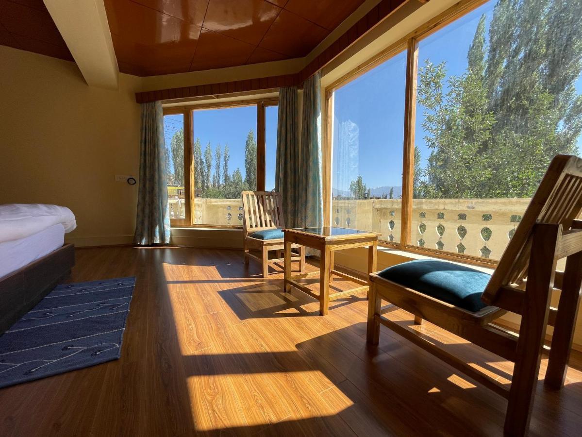 Hinjuma Guest House Лех Экстерьер фото