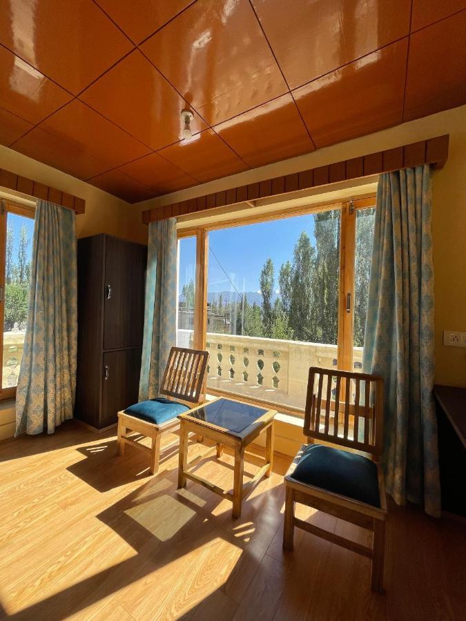 Hinjuma Guest House Лех Экстерьер фото
